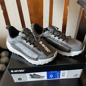 Hi-Tec Men's Black and Gray Athletic Shoes